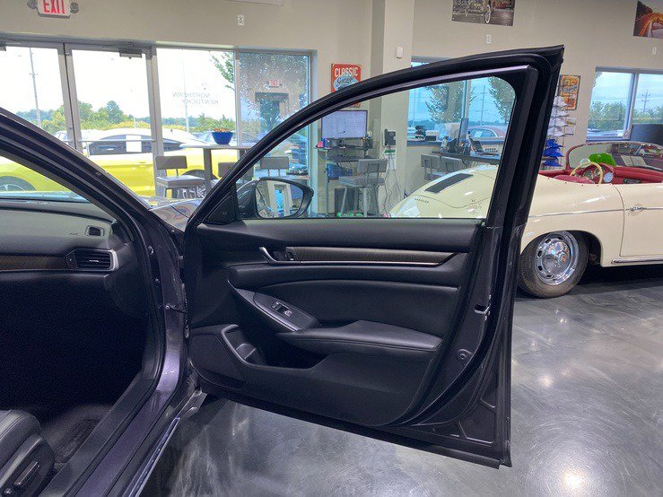 Used 2019 Honda Accord EX-L image 10