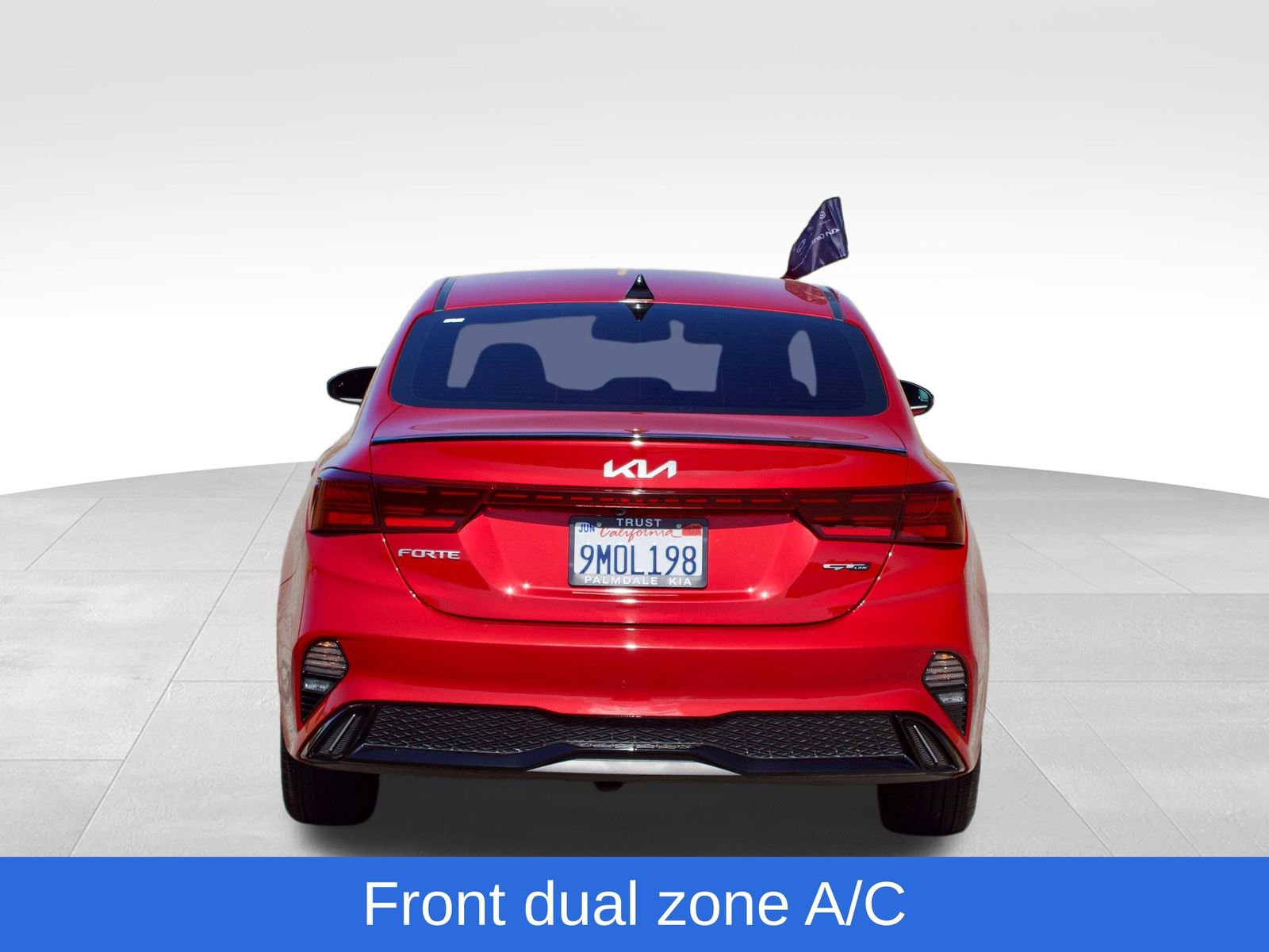 Used 2024 Kia Forte GT-Line w/ GT-Line Premium Package FWD image 7