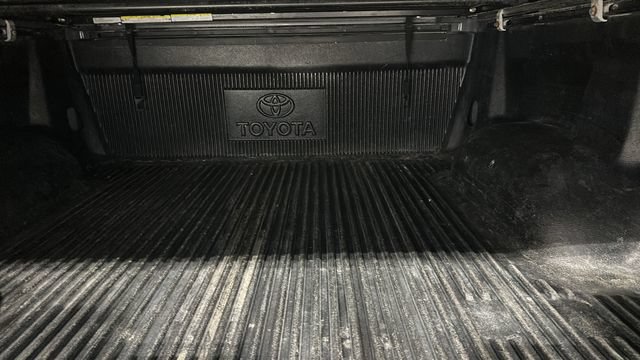 Used 2018 Toyota Tundra SR5 AWD/4WD image 25