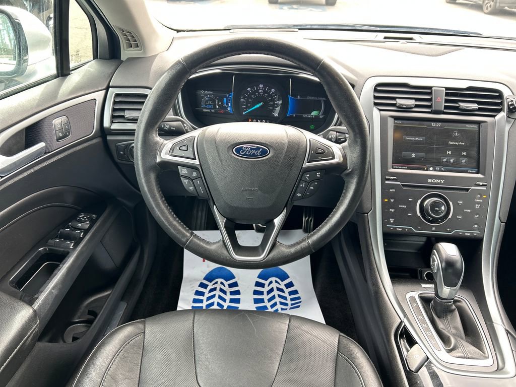 Used 2015 Ford Fusion Titanium image 15