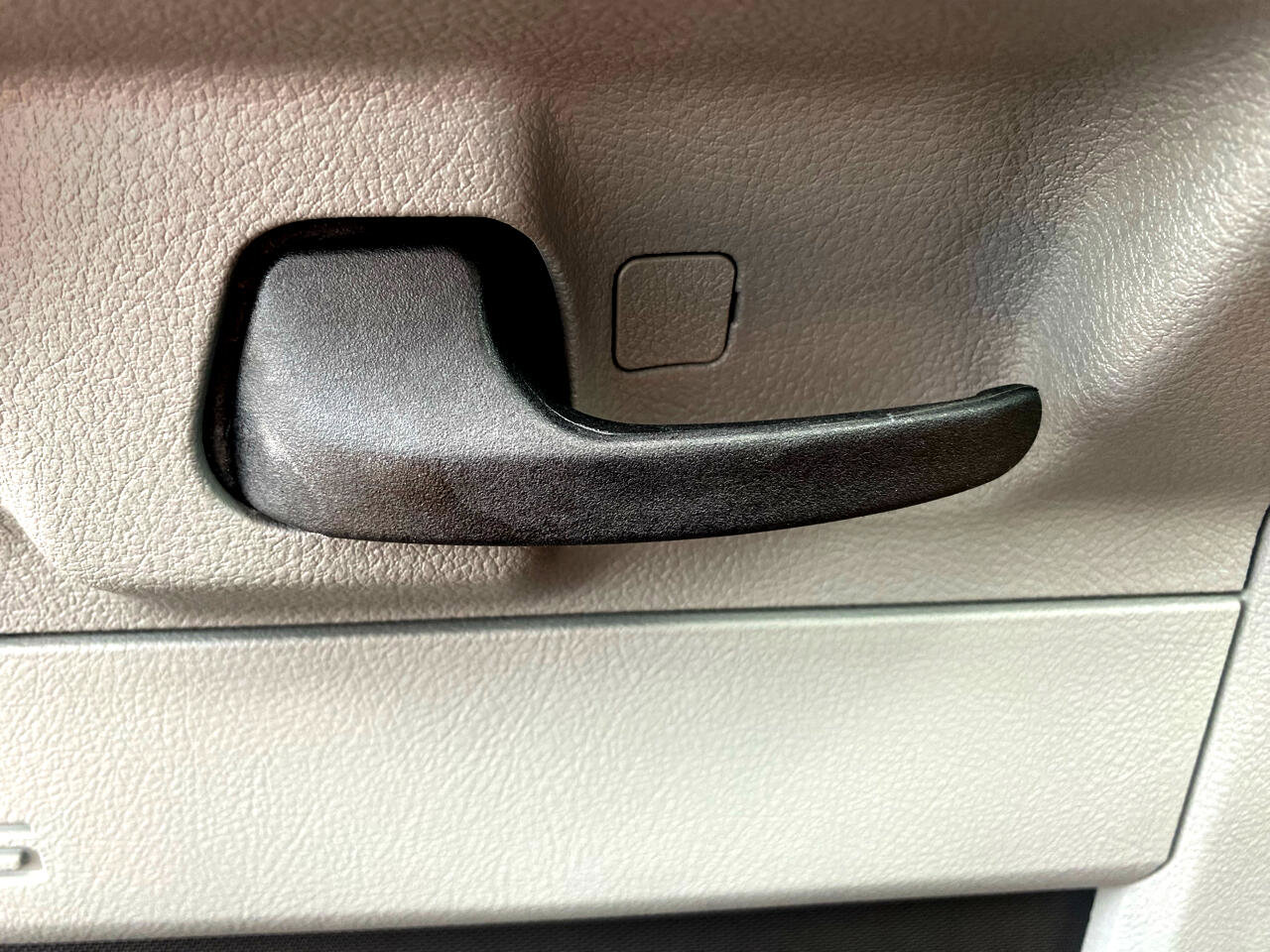 Used 2024 Ford E-350 and Econoline 350 Super Duty w/ Power Windows & Locks Group image 30