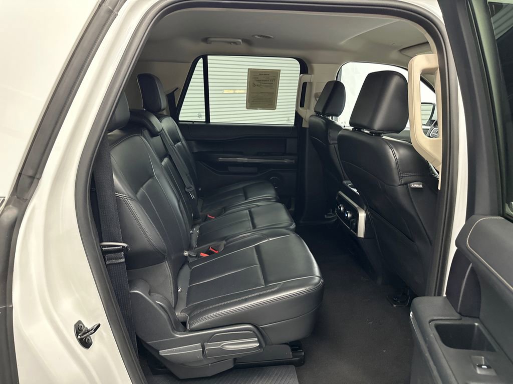 Used 2024 Ford Expedition Max XLT image 17
