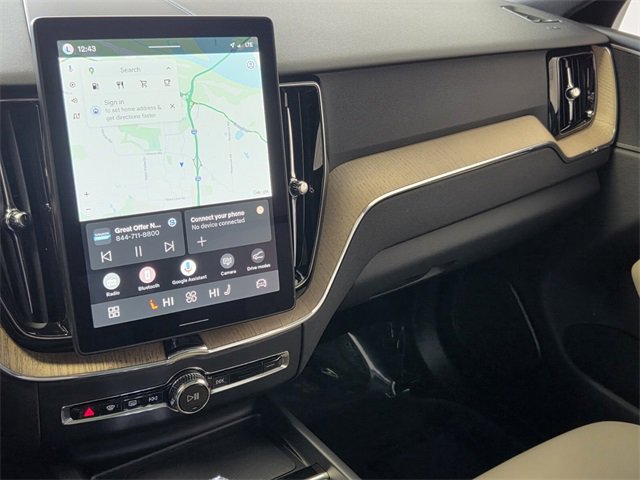 Certified 2026 Volvo XC60 B5 Core image 32