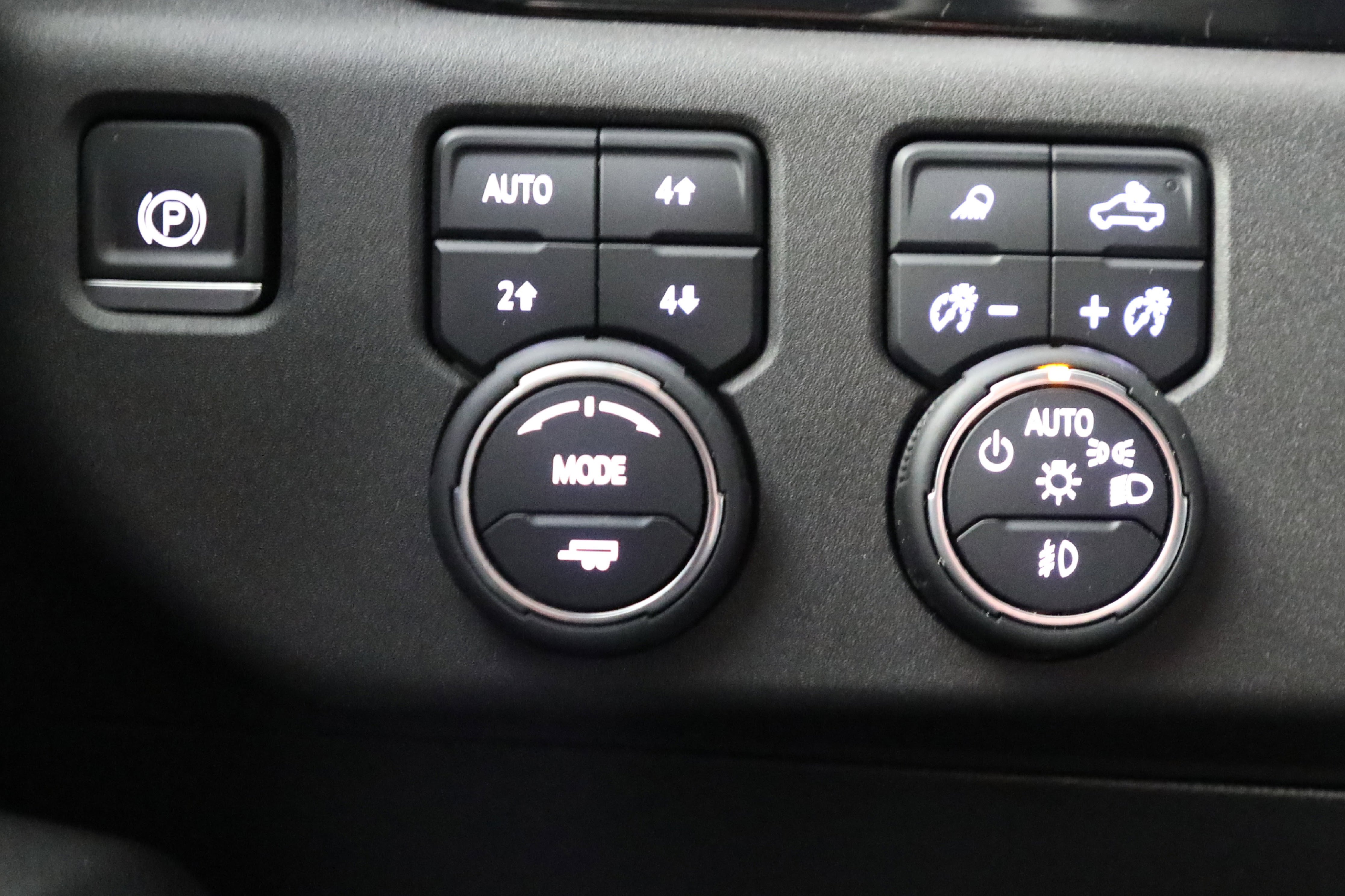 Certified 2023 Chevrolet Silverado 1500 LT Trail Boss w/ Convenience Package II image 12