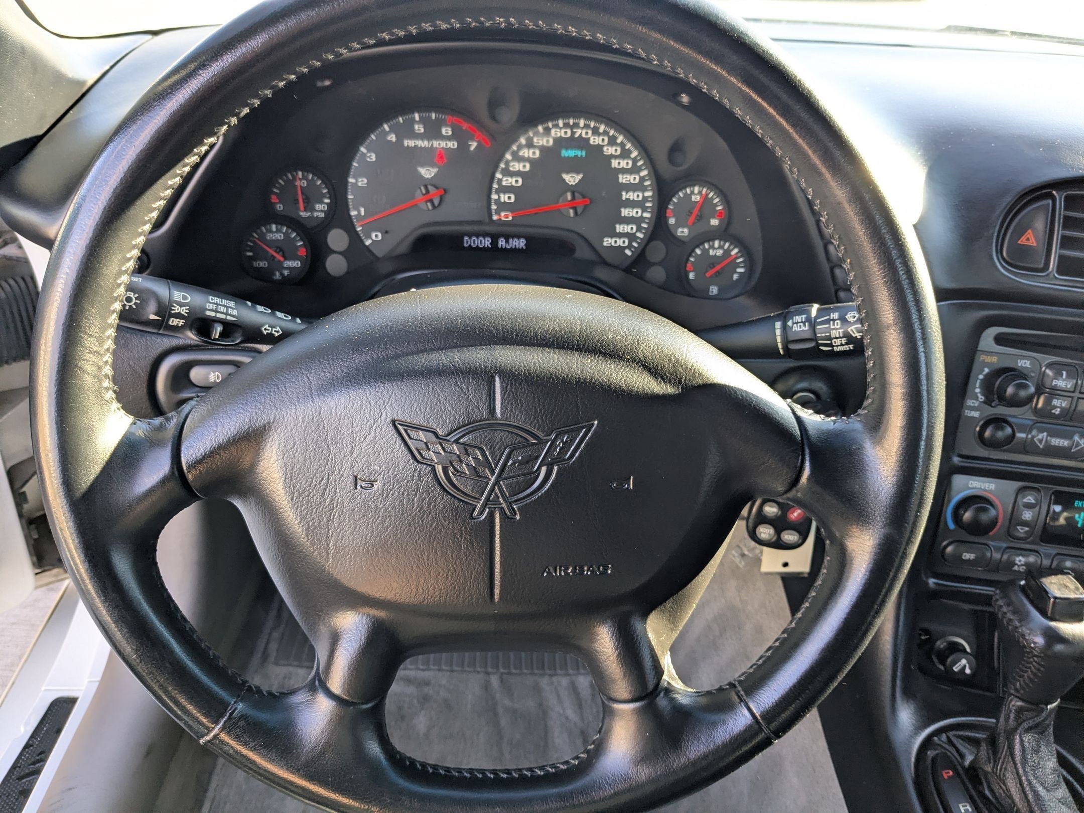 Used 1999 Chevrolet Corvette Coupe w/ Roof Pkg image 20