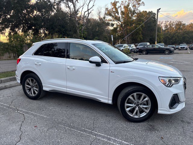 Used 2024 Audi Q3 2.0T Premium image 6