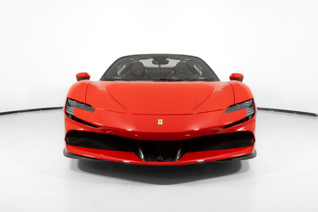 Used 2023 Ferrari SF90 Spider AWD/4WD image 8