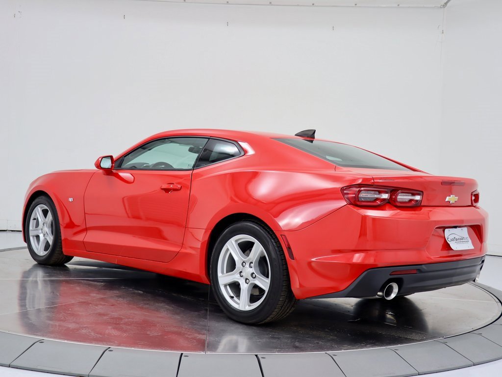Used 2023 Chevrolet Camaro LT image 3