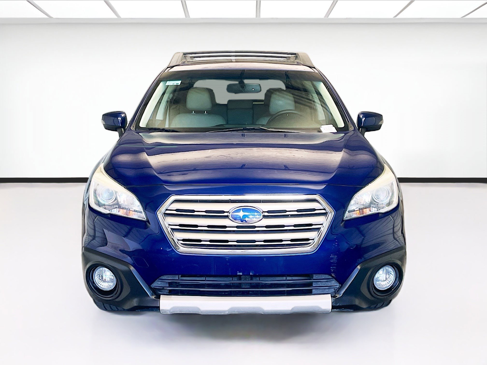 Used 2015 Subaru Outback 3.6R Limited image 2