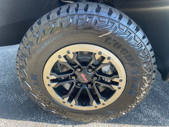 New 2026 GMC Sierra 1500 AT4X image 48