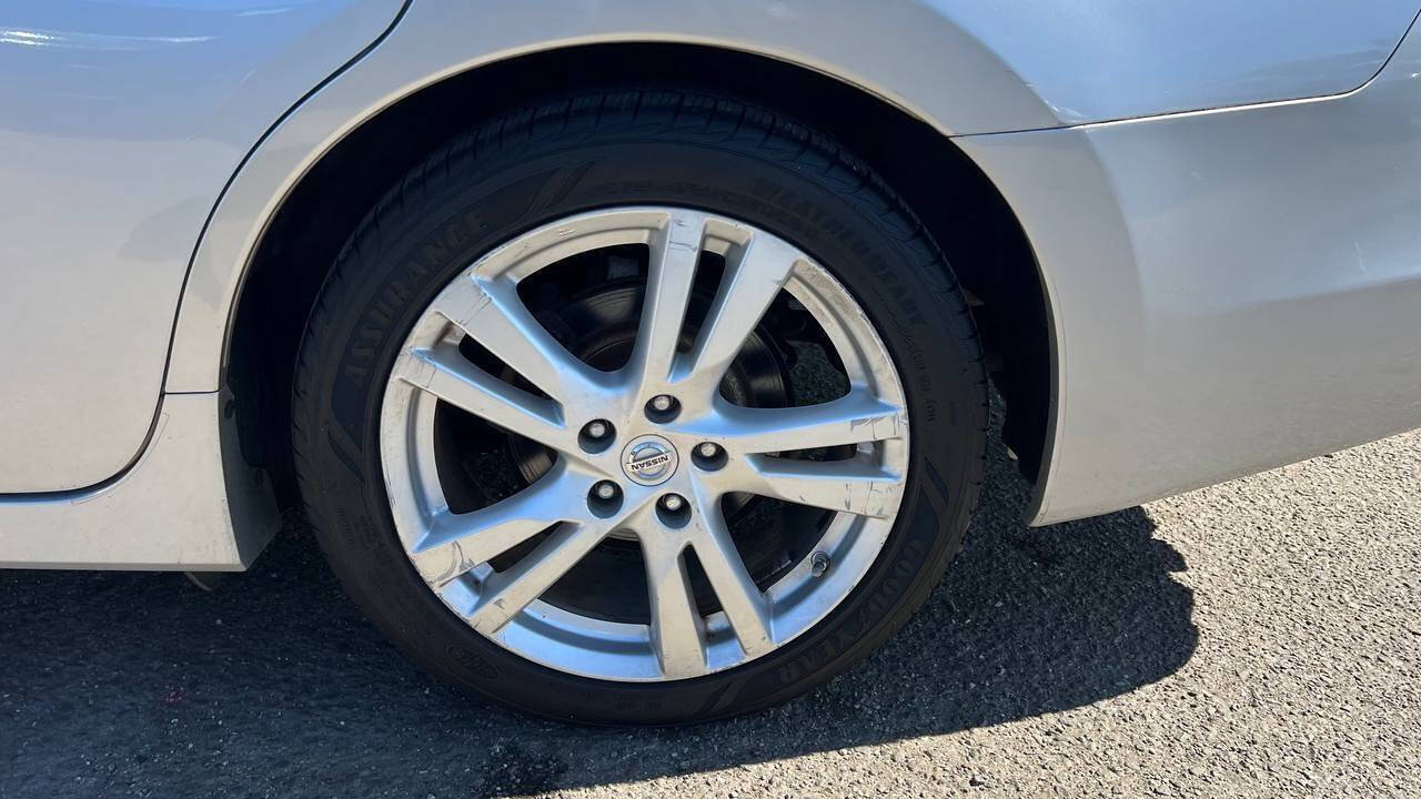 Used 2014 Nissan Altima 3.5 S FWD image 30