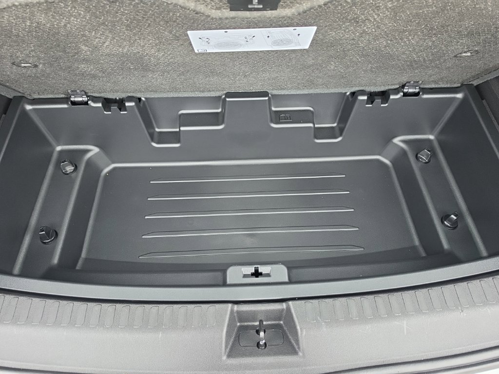 Used 2025 Buick Enclave Avenir w/ Super Cruise Package FWD image 16