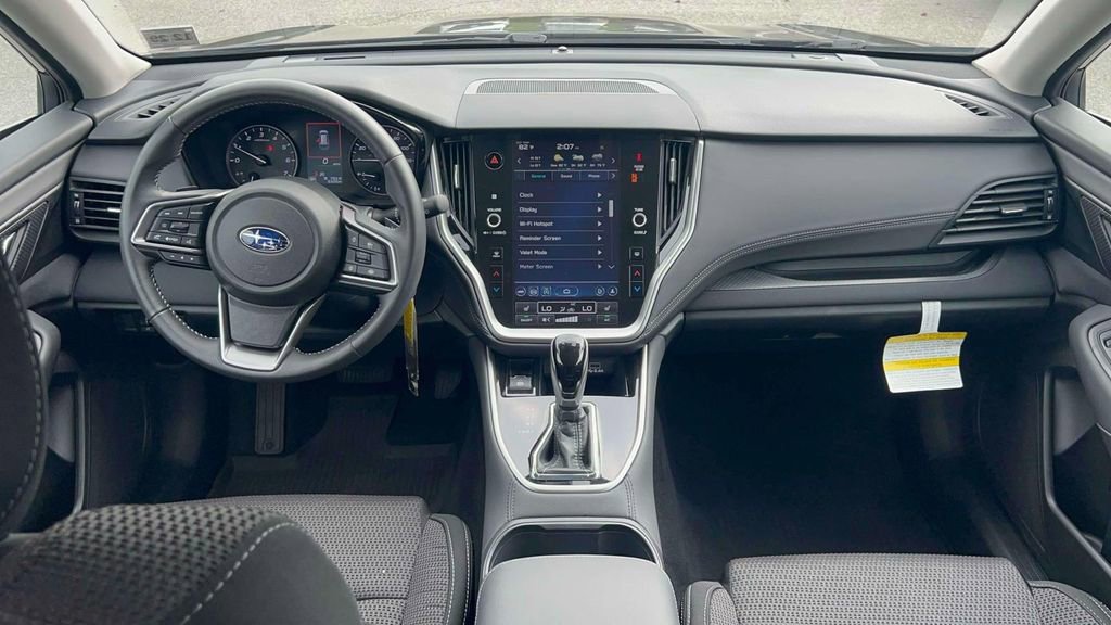 Used 2025 Subaru Outback Premium w/ Popular Package #1A image 10