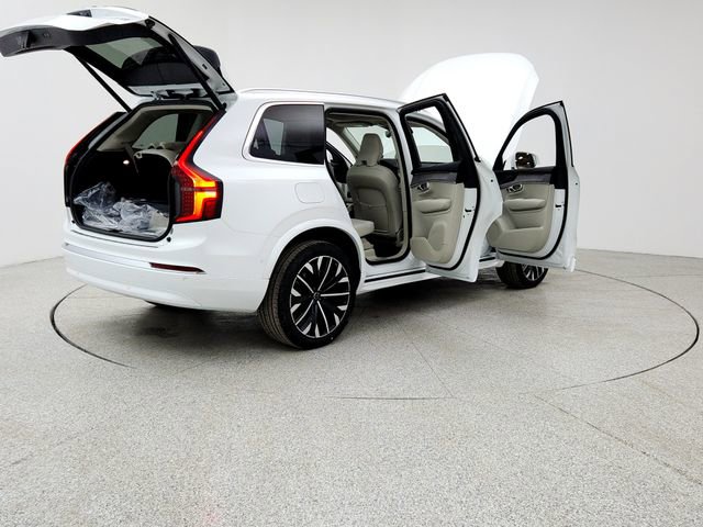 New 2026 Volvo XC90 T8 Ultra w/ Protection Package Premier image 11