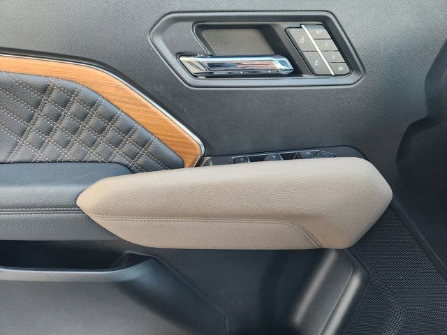 Used 2024 GMC Canyon Denali image 24