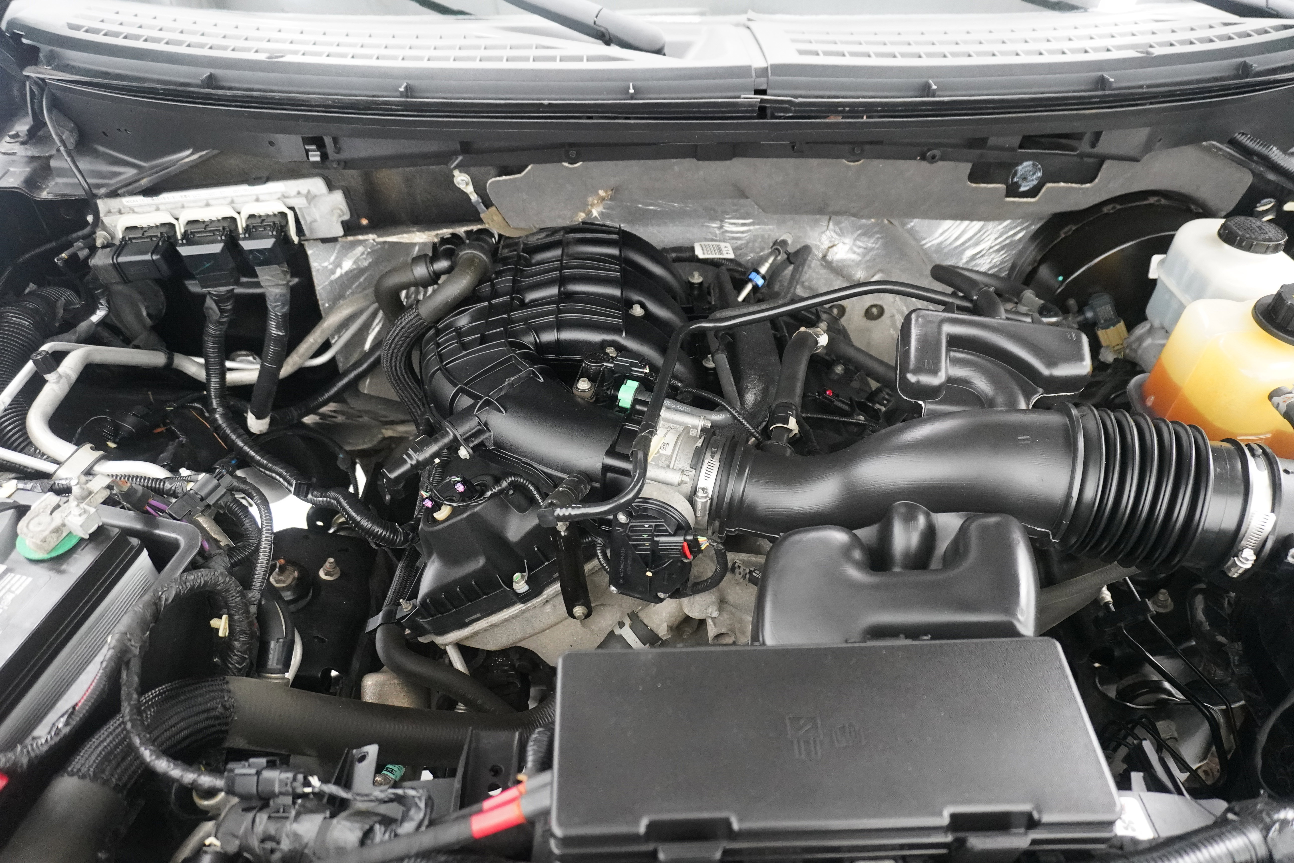 Used 2013 Ford F150 XLT w/ XLT Chrome Pkg image 25