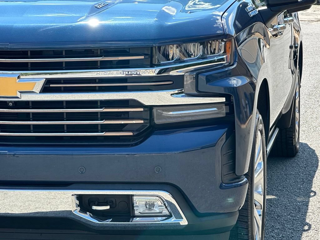 Used 2019 Chevrolet Silverado 1500 High Country w/ Technology Package AWD/4WD image 45