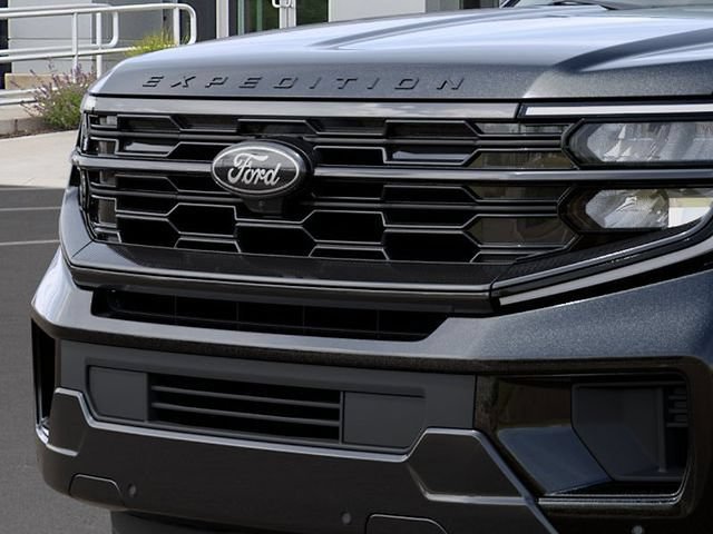 New 2027 Ford Expedition Platinum w/ Stealth Performance Package AWD/4WD image 17