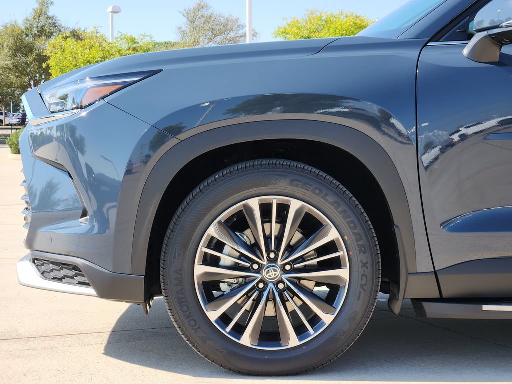 New 2026 Toyota Grand Highlander AWD Hybrid image 9