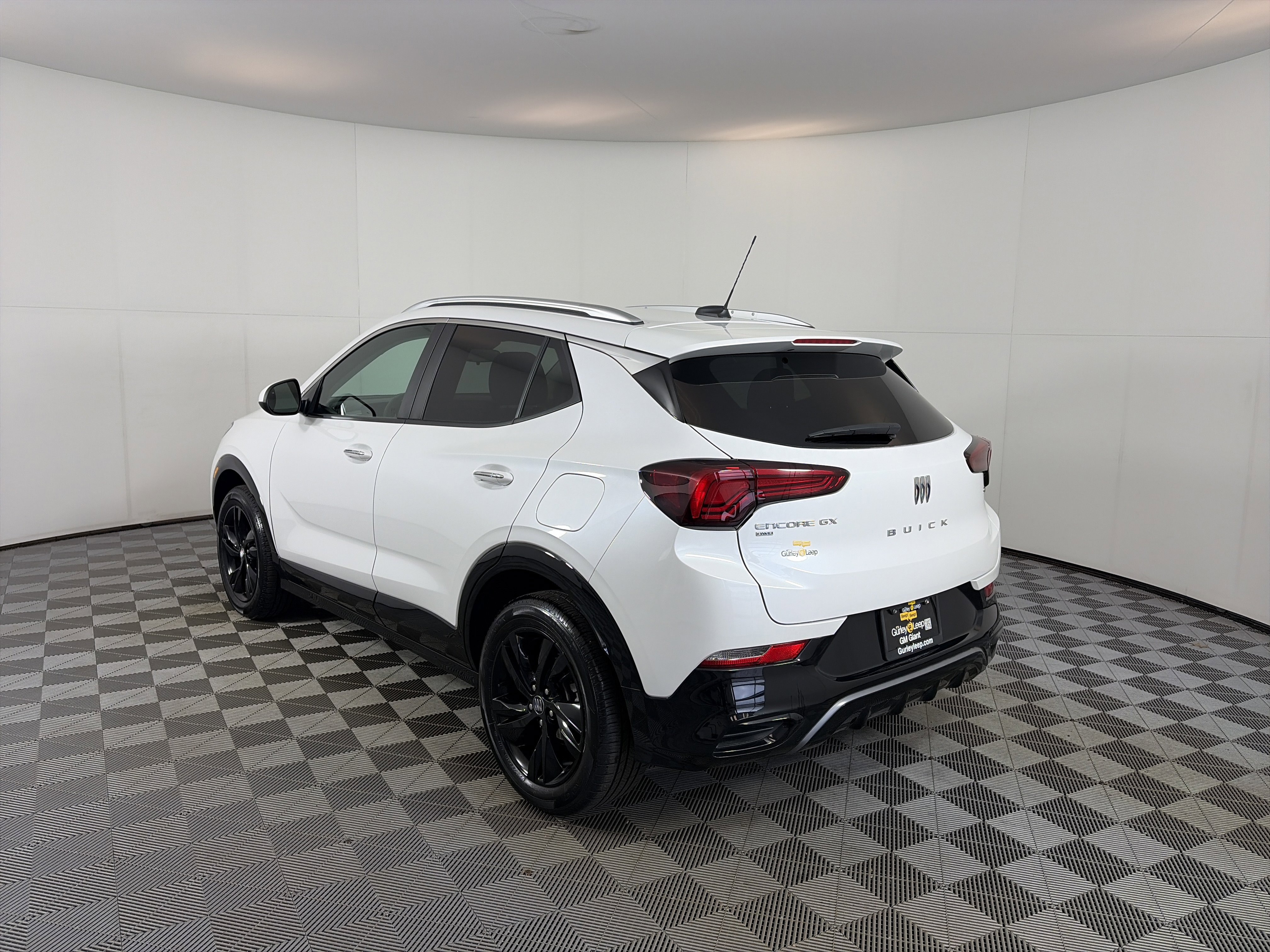 Certified 2024 Buick Encore GX Sport Touring w/ Comfort Package AWD/4WD image 8