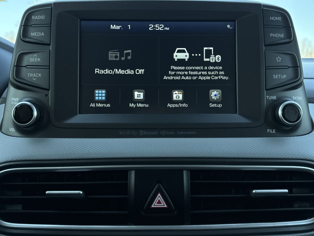 Used 2021 Hyundai Kona Limited w/ Cargo Package AWD/4WD image 17
