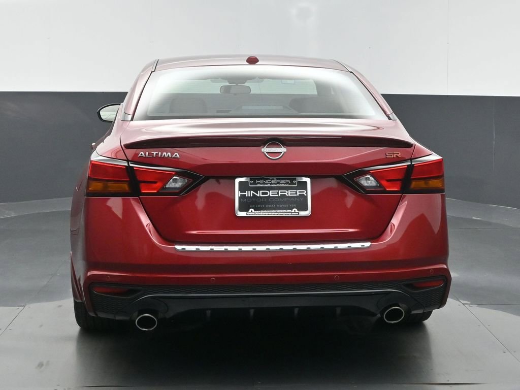 Used 2023 Nissan Altima 2.5 SR w/ SR Premium Package image 19