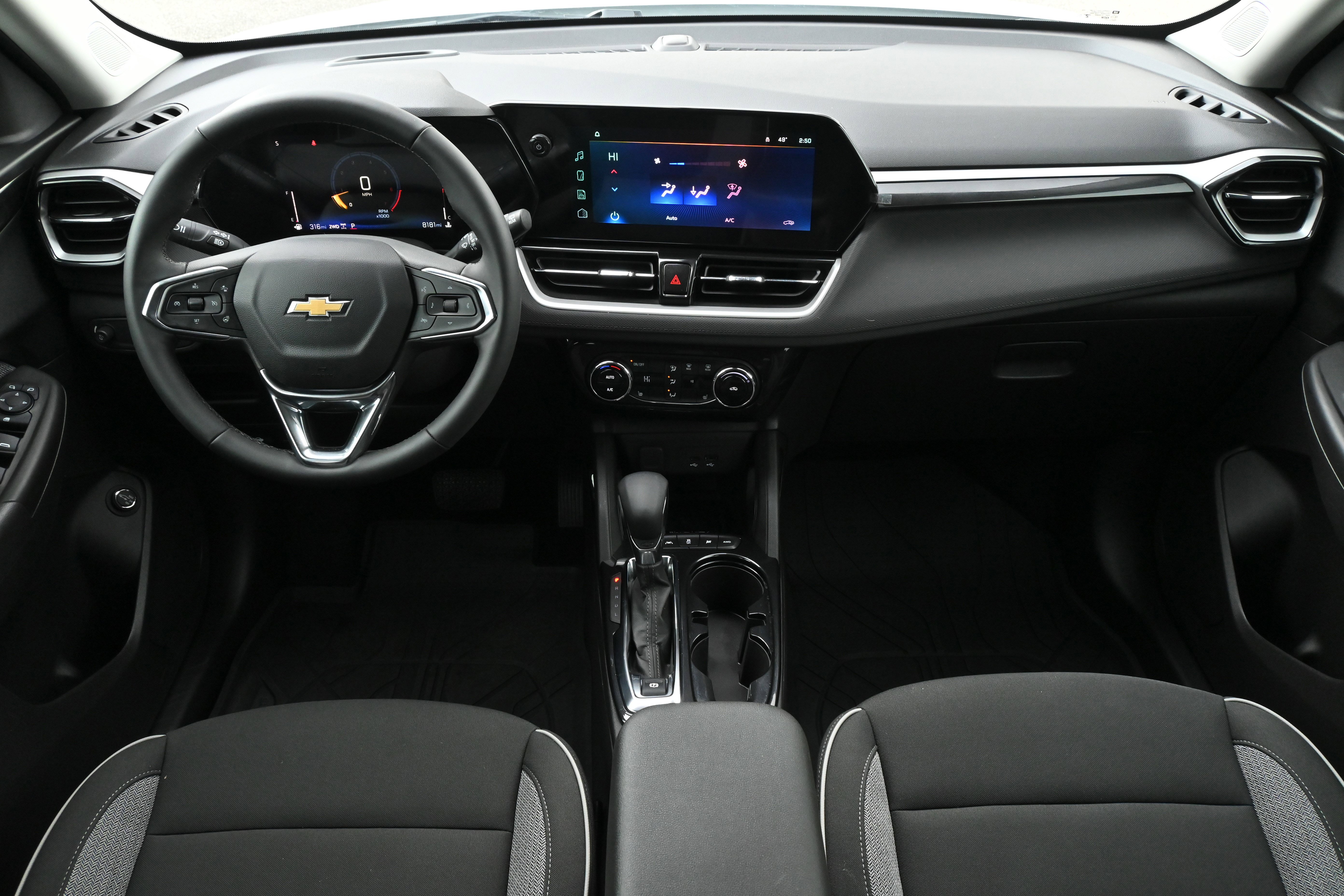 Used 2026 Chevrolet TrailBlazer LT w/ Convenience Package image 3