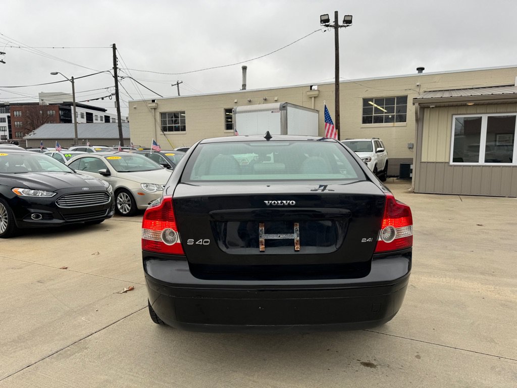 Used 2007 Volvo S40 2.4i FWD image 4