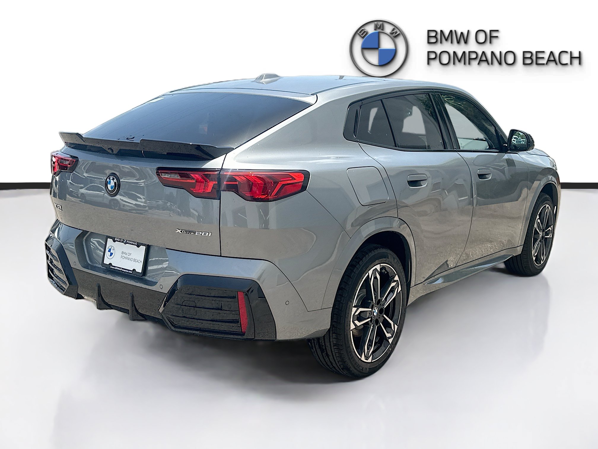New 2026 BMW X2 xDrive28i w/ Technology Package AWD/4WD image 6