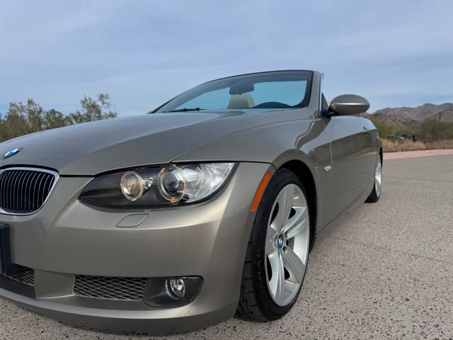 Used 2008 BMW 335i Convertible w/ Premium Pkg image 14