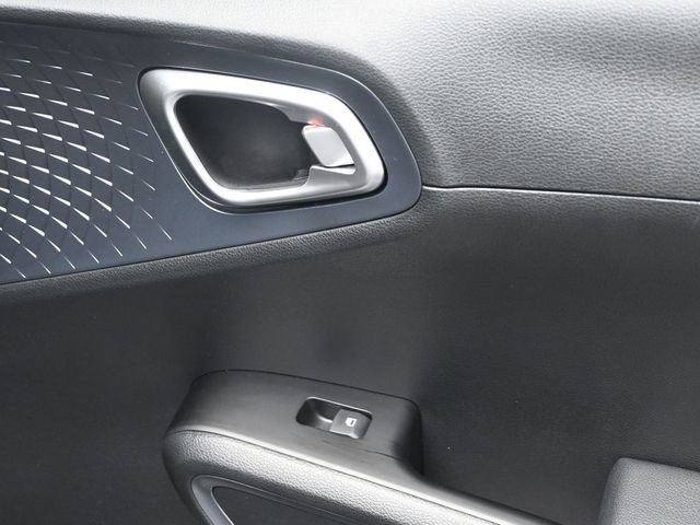 Used 2025 Kia Soul EX image 30