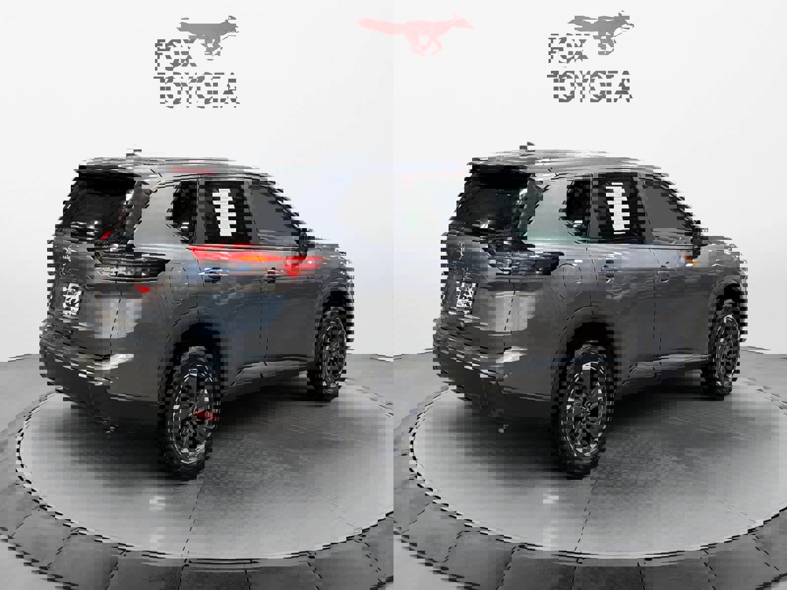 Used 2025 Nissan Rogue SV image 6