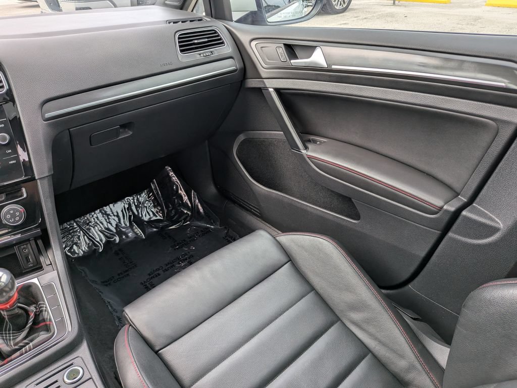 Used 2018 Volkswagen GTI SE w/ SE Leather Package FWD image 13