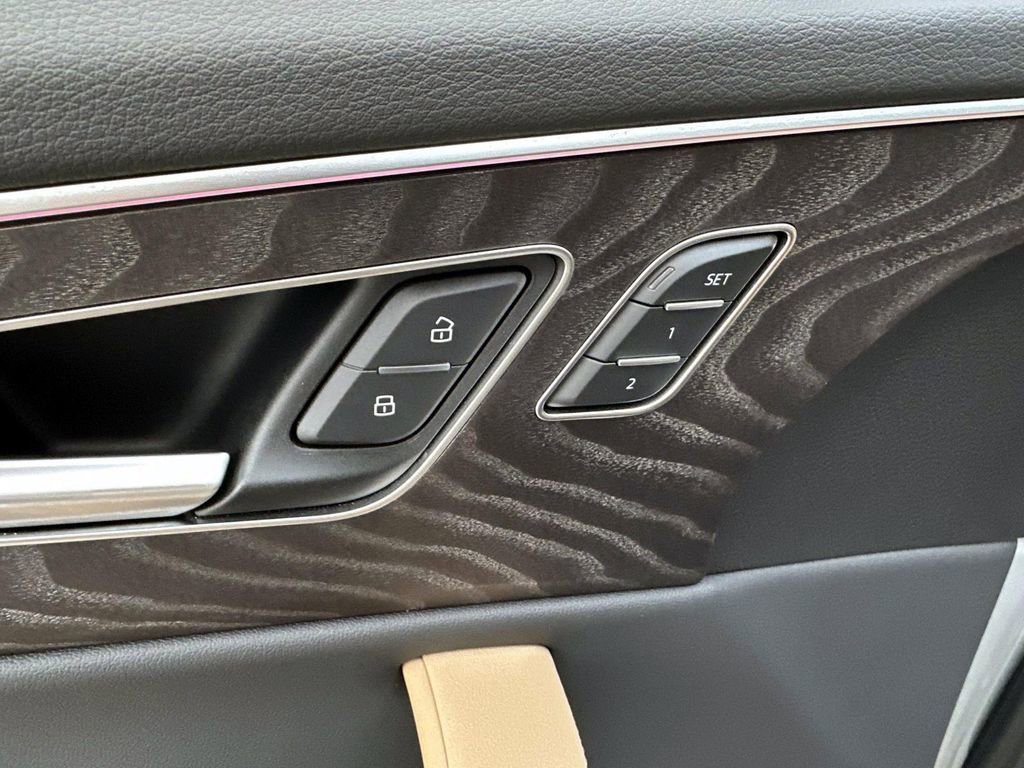 Certified 2025 Audi Q8 Premium Plus w/ Premium Plus Package image 14