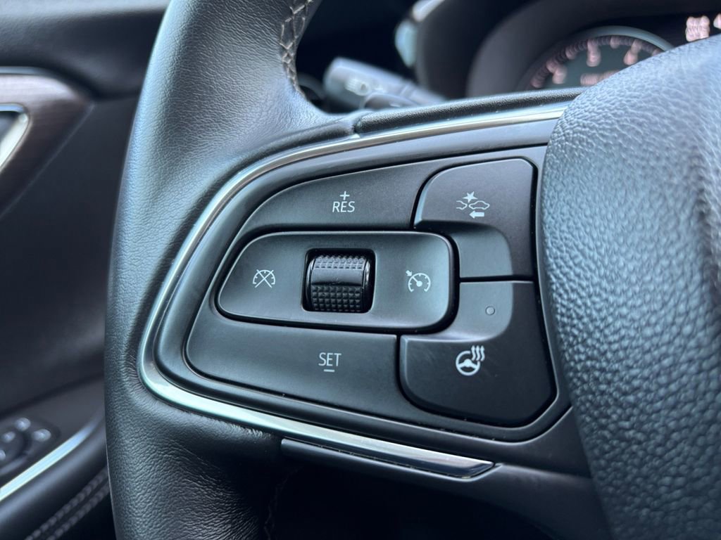 Used 2023 Buick Envision Avenir image 20