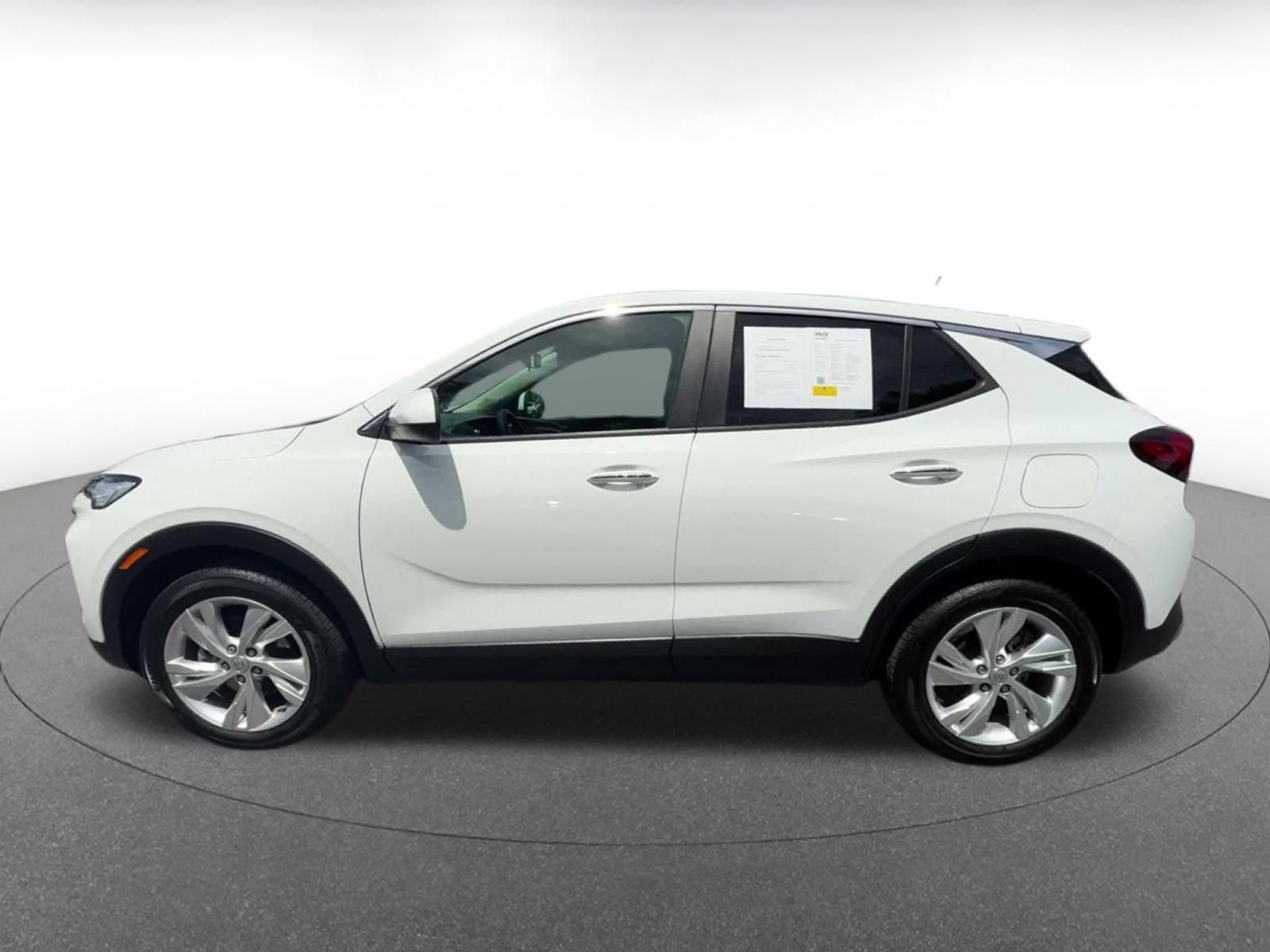 Used 2026 Buick Encore GX Preferred AWD/4WD image 8