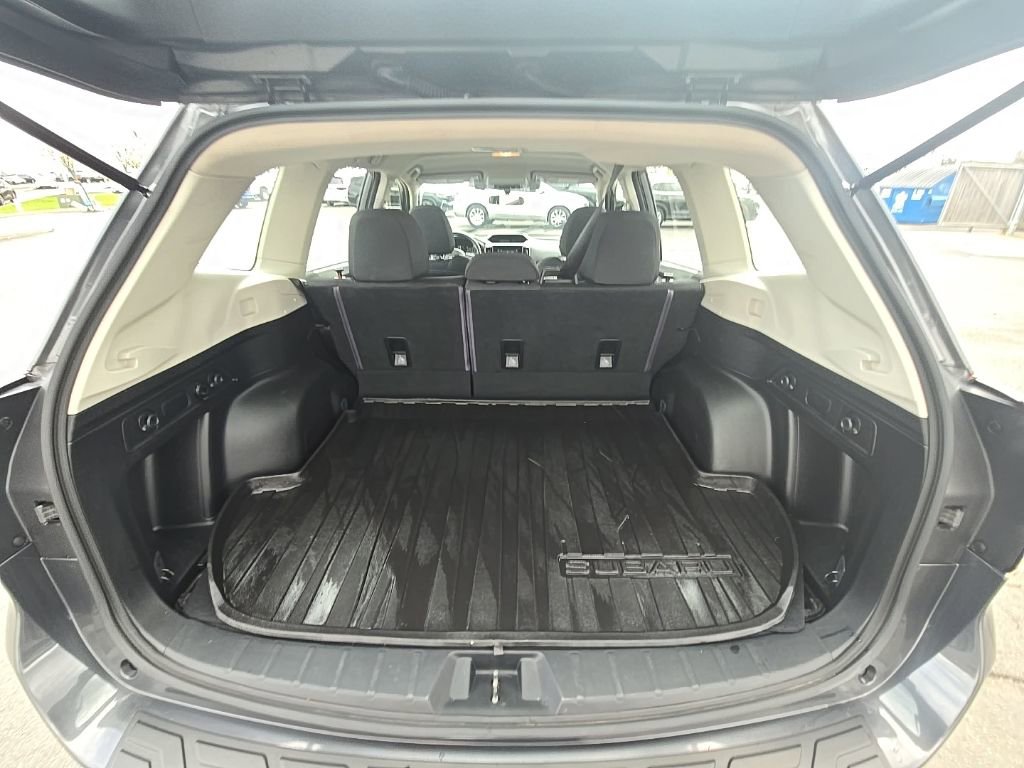 Used 2020 Subaru Forester w/ Alloy Wheel Package image 31