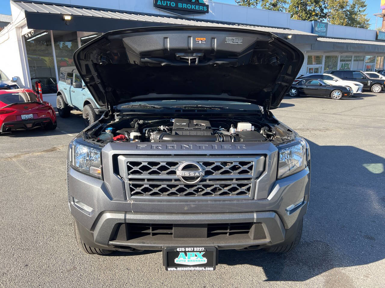 Used 2023 Nissan Frontier SV w/ Technology Package image 13