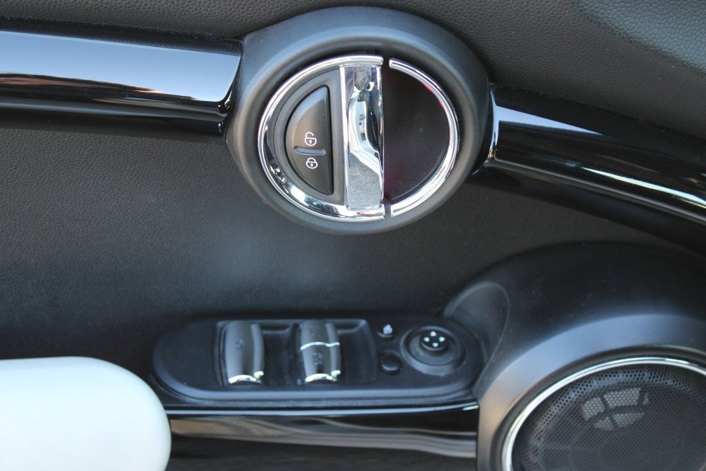 Used 2019 MINI Cooper John Cooper Works w/ Driver Assistance Package image 11