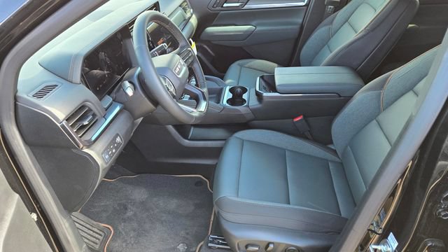 New 2026 GMC Terrain AT4 w/ Technology Package II AWD/4WD image 11