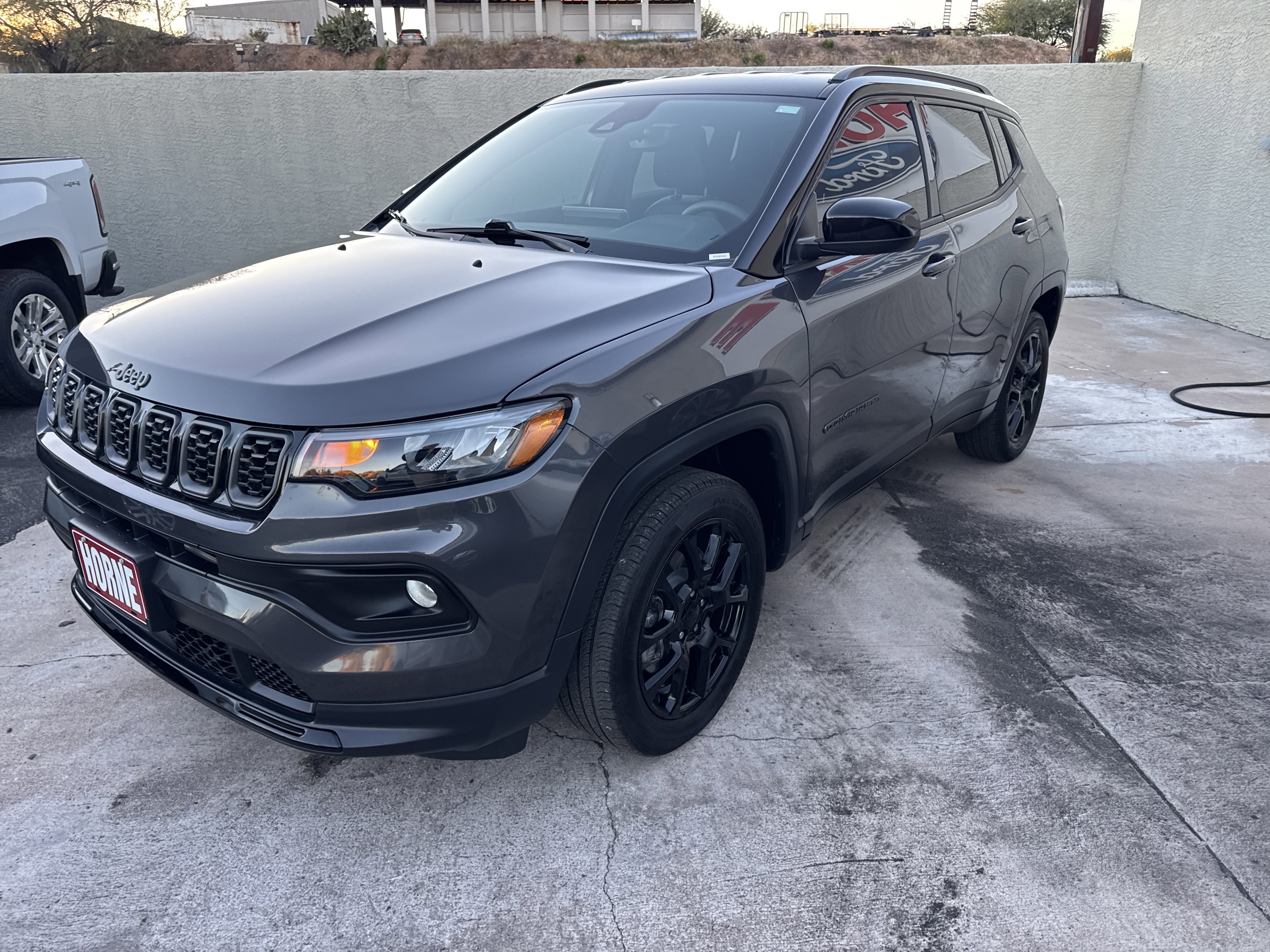 Used 2024 Jeep Compass Latitude w/ Convenience Group image 3