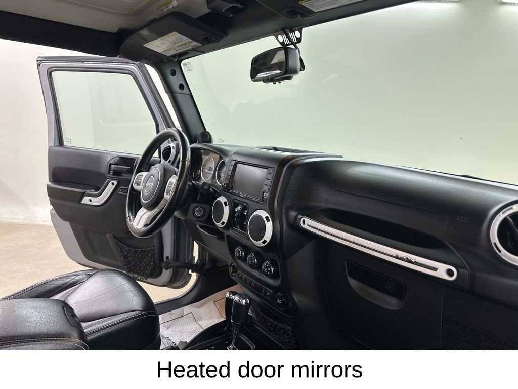 Used 2014 Jeep Wrangler Unlimited Sahara AWD/4WD image 19