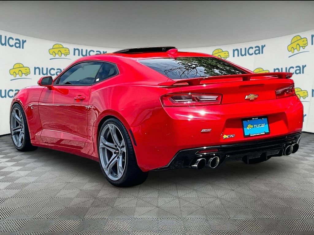 Used 2017 Chevrolet Camaro SS RWD image 4