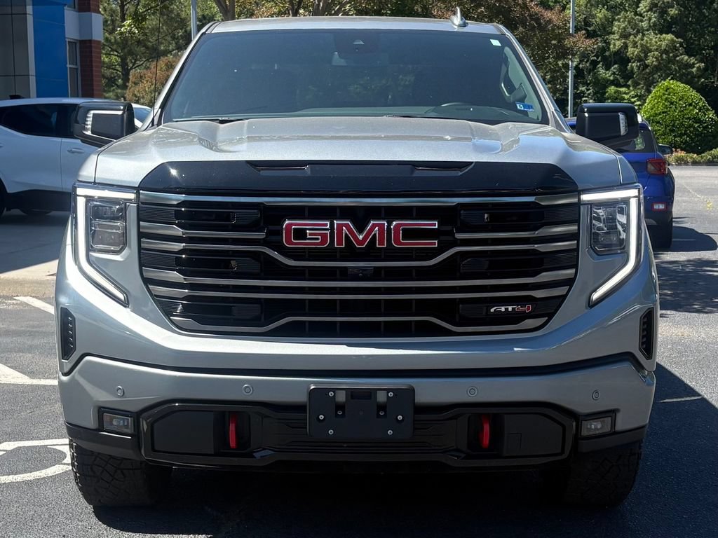 Used 2025 GMC Sierra 1500 AT4 AWD/4WD image 3