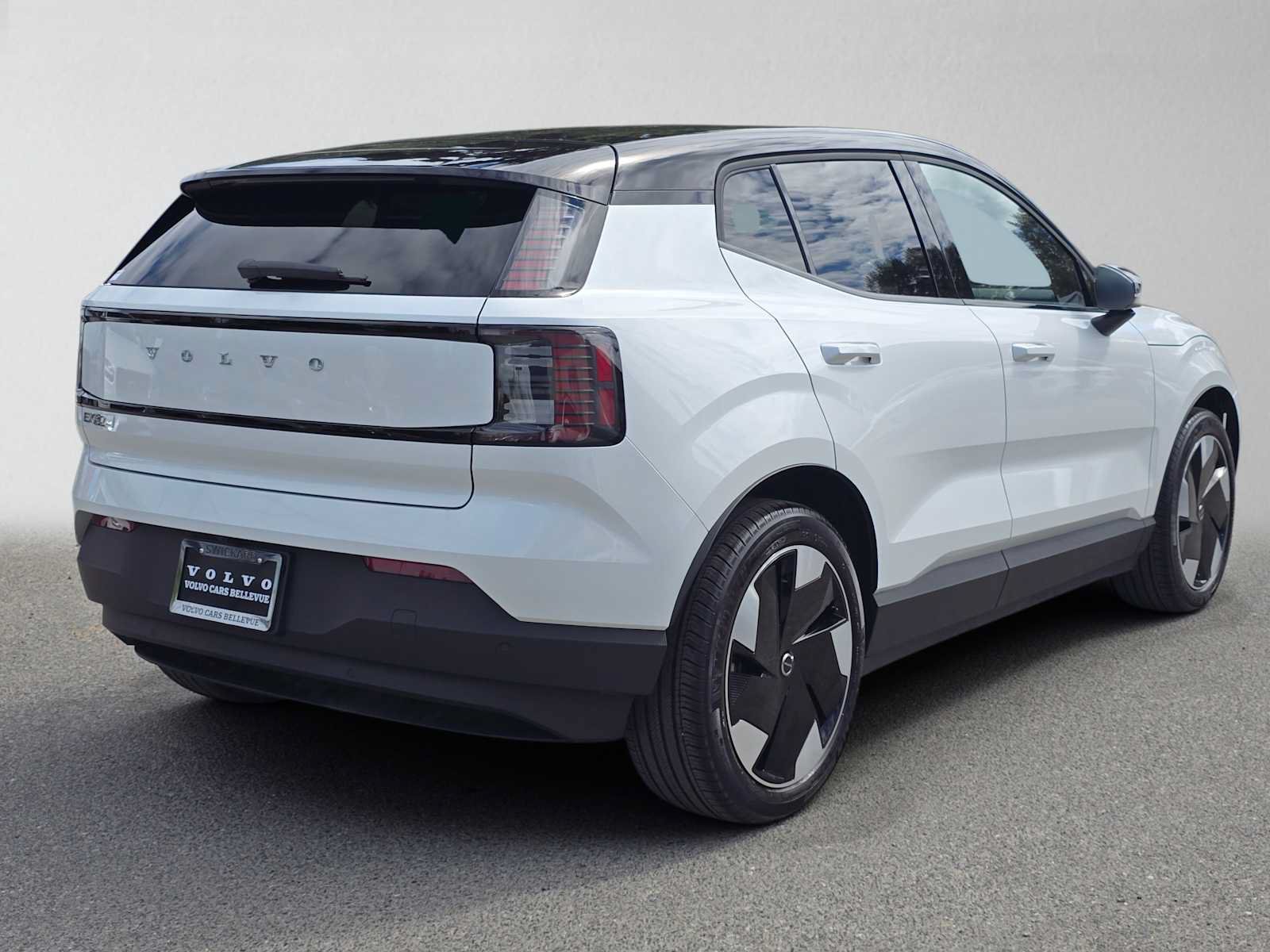 Certified 2025 Volvo EX30 Plus w/ Climate Package AWD/4WD image 4