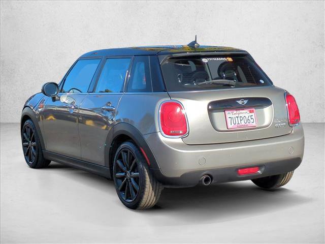 Used 2016 MINI Cooper 4-Door Hardtop image 8