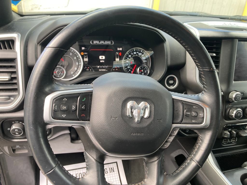 Used 2022 RAM 1500 Big Horn AWD/4WD image 18
