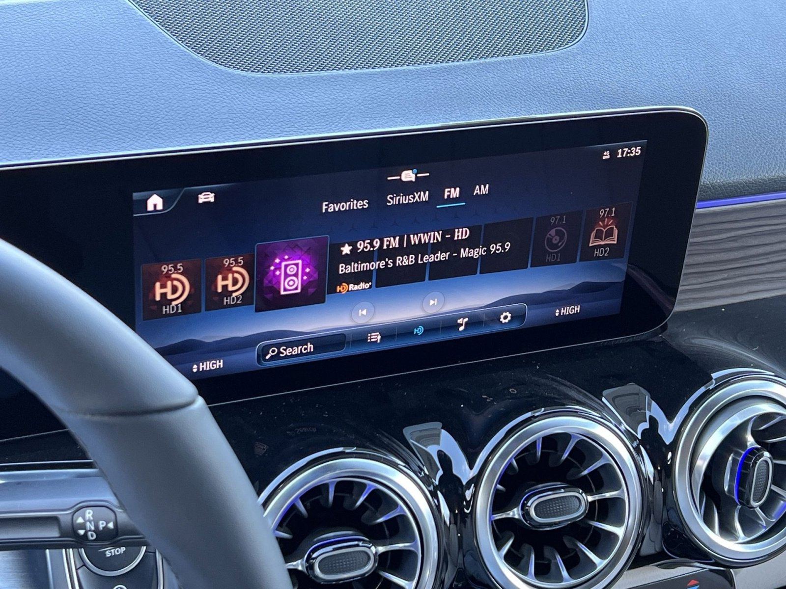 New 2026 Mercedes-Benz GLB 250 GLB 250 image 16