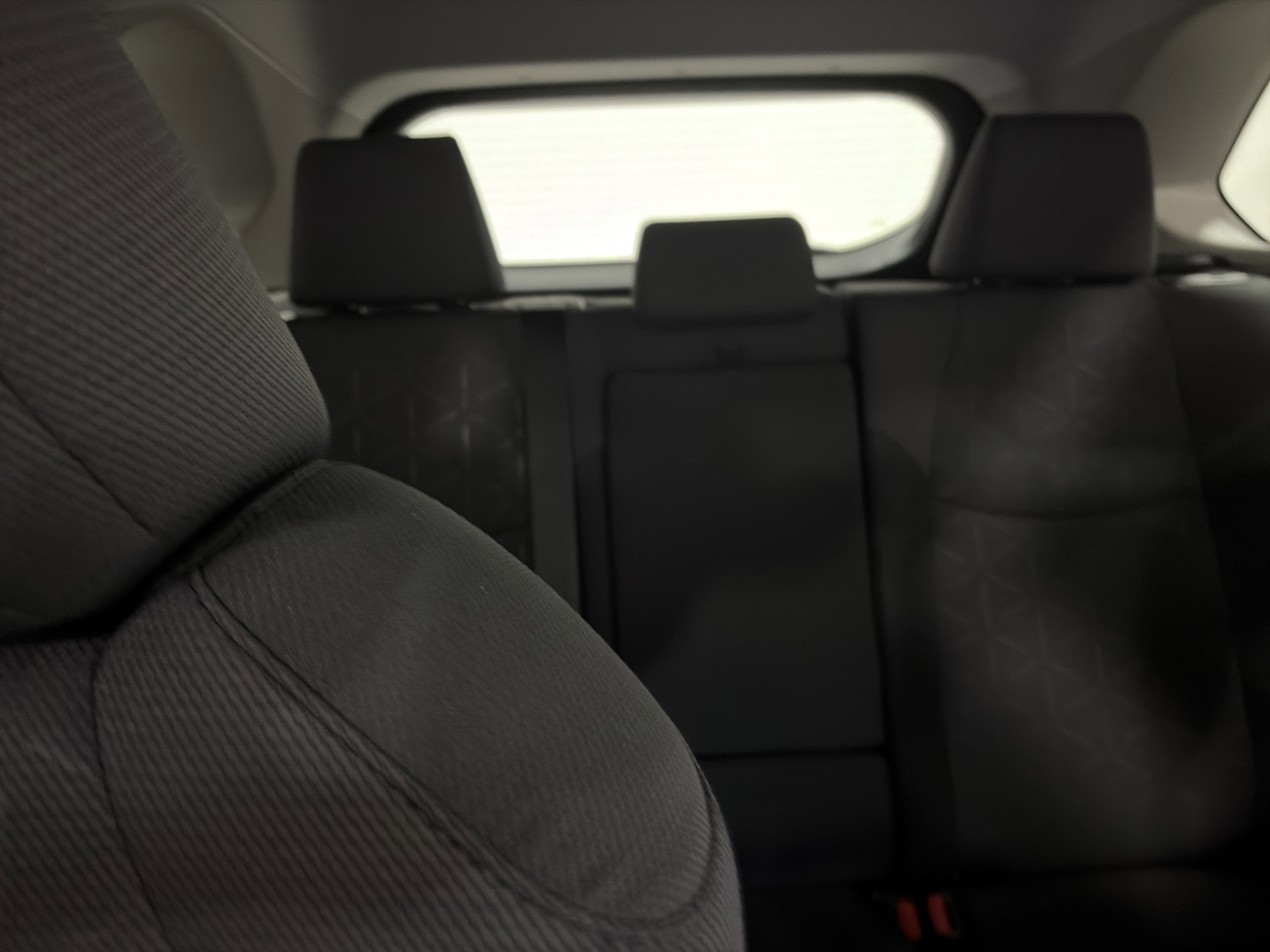 Used 2025 Toyota RAV4 XLE image 31