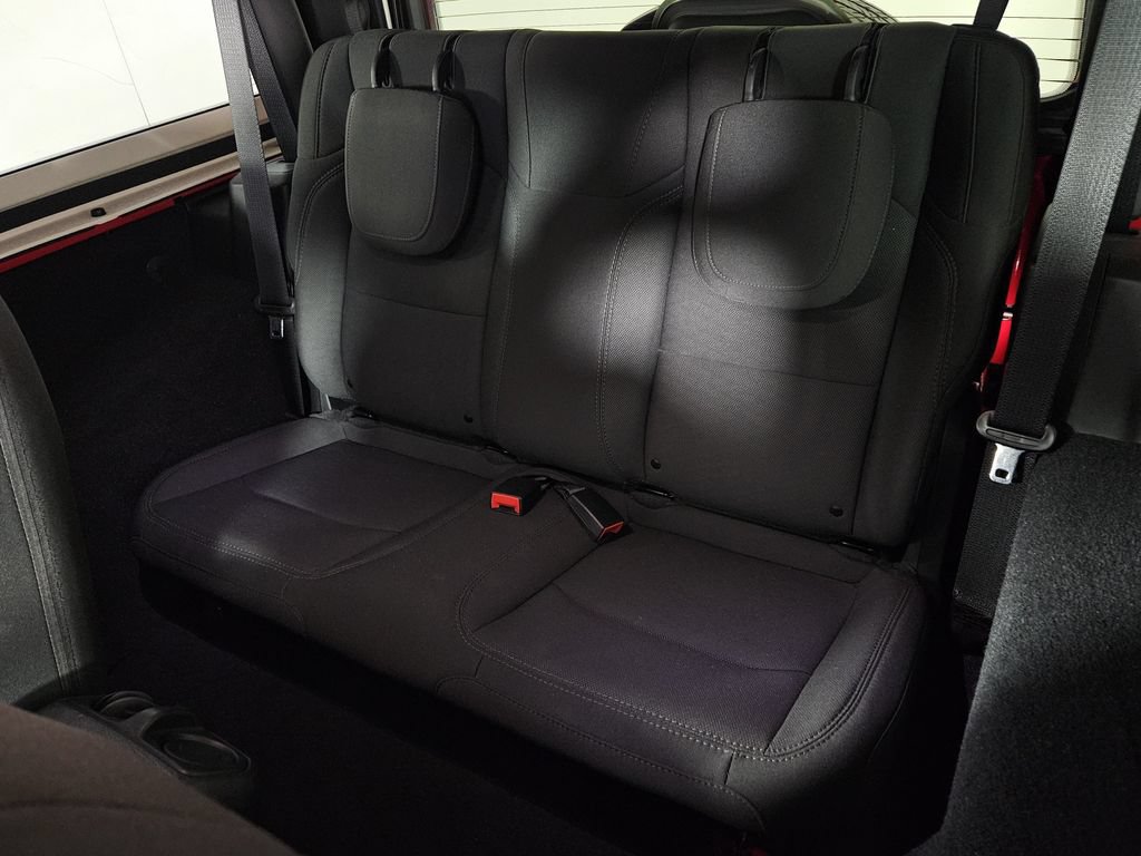 Used 2022 Jeep Wrangler Sport AWD/4WD image 26